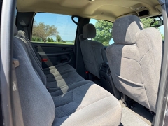 Used 2005  Chevrolet Silverado 1500 4WD Crew Cab LS at Rooster Auto Sales near Vinton&comma; IA