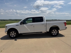 Used 2017  Ford F-150 4WD SuperCrew XLT 5 1&sol;2 at Rooster Auto Sales near Vinton&comma; IA