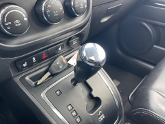 Used 2012  Jeep Compass 4d SUV 4WD Limited at Rooster Auto Sales near Vinton, IA