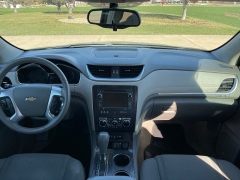 Used 2015  Chevrolet Traverse 4d SUV AWD LT1 at Rooster Auto Sales near Vinton, IA