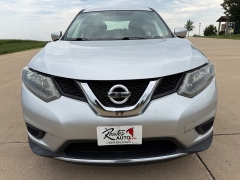 Used 2014  Nissan Rogue 4d SUV AWD SL at Rooster Auto Sales near Vinton&comma; IA
