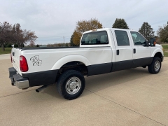 Used 2014  Ford Super Duty F-250 4WD Crew Cab XLT Longbed at Rooster Auto Sales near Vinton, IA