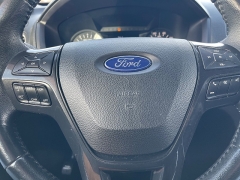 Used 2017  Ford Explorer 4d SUV 4WD XLT at Rooster Auto Sales near Vinton&comma; IA