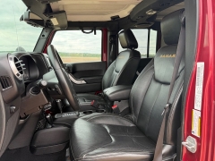 Used 2013  Jeep Wrangler Unlimited 4d Convertible Sahara at Rooster Auto Sales near Vinton&comma; IA