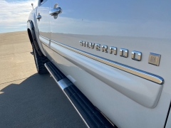 Used 2009  Chevrolet Silverado 1500 4WD Crew Cab LTZ at Rooster Auto Sales near Vinton&comma; IA