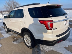 Used 2019  Ford Explorer 4d SUV 4WD XLT V6 at Rooster Auto Sales near Vinton, IA