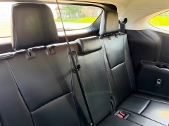 Used 2022  Toyota Highlander Hybrid XLE AWD at Rooster Auto Sales near Vinton&comma; IA
