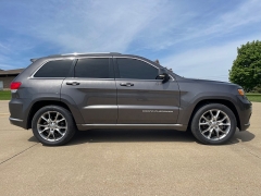 Used 2015 Jeep Grand Cherokee 4d SUV 4WD Summit at Rooster Auto Sales near Vinton, IA