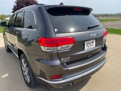 Used 2015 Jeep Grand Cherokee 4d SUV 4WD Summit at Rooster Auto Sales near Vinton, IA