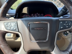 Used 2016  GMC Yukon XL 4d SUV 4WD Denali at Rooster Auto Sales near Vinton&comma; IA