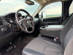 Used 2010  Chevrolet Silverado 1500 4WD Ext Cab LT at Rooster Auto Sales near Vinton&comma; IA