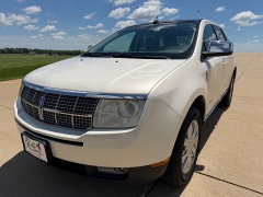 Used 2008  Lincoln MKX 4d SUV AWD at Rooster Auto Sales near Vinton&comma; IA