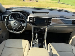 Used 2018  Volkswagen Atlas 3&period;6L V6 SEL FWD at Rooster Auto Sales near Vinton&comma; IA