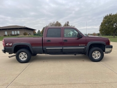 Used 2003  Chevrolet Silverado 2500 4WD Crew Cab HD LT at Rooster Auto Sales near Vinton, IA