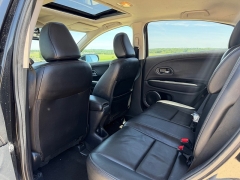 Used 2017  Honda HR-V 4d SUV AWD EX-L Navigation at Rooster Auto Sales near Vinton&comma; IA