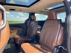 Used 2017 Chrysler Pacifica 4d Wagon Limited at Rooster Auto Sales near Vinton, IA