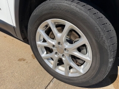 Used 2015  Jeep Cherokee 4d SUV FWD Latitude V6 at Rooster Auto Sales near Vinton&comma; IA