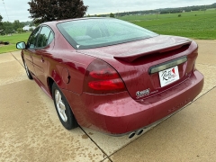 Used 2004  Pontiac Grand Prix 4d Sedan GT-2 at Rooster Auto Sales near Vinton&comma; IA