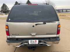 Used 2002  Chevrolet Tahoe 4d SUV 4WD LT at Rooster Auto Sales near Vinton&comma; IA