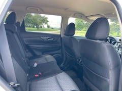 Used 2018 Nissan Rogue 4d SUV AWD SV at Rooster Auto Sales near Vinton, IA