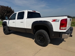 Used 2010  GMC Sierra 2500 4WD Crew Cab SLT at Rooster Auto Sales near Vinton&comma; IA