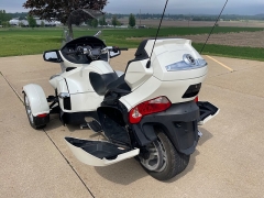 Used 2011 Can-Am 3 Wheel Cycle Spyder RS-S SM5 at Rooster Auto Sales near Vinton, IA