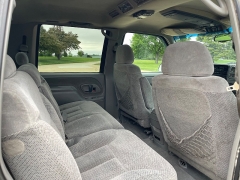 Used 1999 GMC Suburban 1500 SUV 4WD SLT at Rooster Auto Sales near Vinton, IA