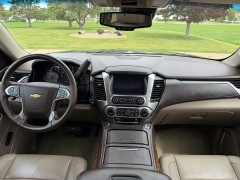 Used 2016  Chevrolet Suburban 4d SUV 4WD LTZ at Rooster Auto Sales near Vinton&comma; IA