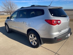 Used 2009  Chevrolet Traverse 4d SUV FWD LT1 at Rooster Auto Sales near Vinton&comma; IA