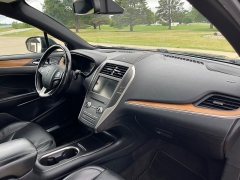 Used 2015 Lincoln MKC 4d SUV AWD Select at Rooster Auto Sales near Vinton, IA