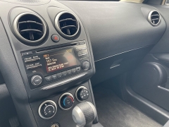 Used 2013  Nissan Rogue 4d SUV AWD SV-SL at Rooster Auto Sales near Vinton&comma; IA