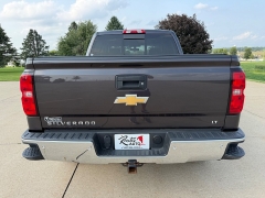 Used 2015  Chevrolet Silverado 1500 4WD Crew Cab LT Z71 at Rooster Auto Sales near Vinton&comma; IA