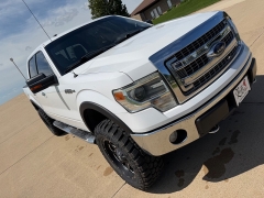 Used 2014  Ford F-150 4WD Supercrew XLT 5 1&sol;2 at Rooster Auto Sales near Vinton&comma; IA