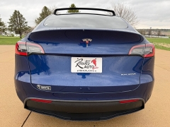 Used 2021  Tesla Model Y Long Range AWD at Rooster Auto Sales near Vinton&comma; IA
