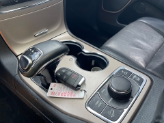 Used 2015 Jeep Grand Cherokee 4d SUV 4WD Summit at Rooster Auto Sales near Vinton, IA
