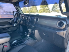 Used 2018  Jeep Wrangler Unlimited 4d SUV 4WD Sahara at Rooster Auto Sales near Vinton&comma; IA