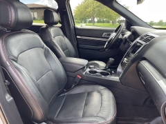 Used 2017 Ford Explorer 4d SUV 4WD Sport at Rooster Auto Sales near Vinton, IA
