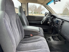 Used 2001  Dodge Dakota 4WD Reg Cab Sport at Rooster Auto Sales near Vinton&comma; IA