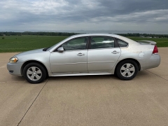 Used 2011  Chevrolet Impala &lpar;Fleet&rpar; 4d Sedan LS at Rooster Auto Sales near Vinton&comma; IA