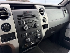 Used 2012  Ford F-150 4WD Supercrew Lariat 5 1&sol;2 at Rooster Auto Sales near Vinton&comma; IA