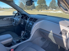 Used 2009  Chevrolet Traverse 4d SUV FWD LT1 at Rooster Auto Sales near Vinton&comma; IA