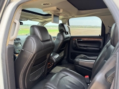 Used 2007  Saturn Outlook 4d SUV AWD XR at Rooster Auto Sales near Vinton&comma; IA