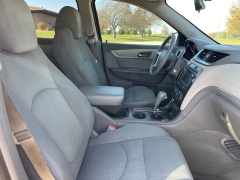 Used 2015  Chevrolet Traverse 4d SUV AWD LT1 at Rooster Auto Sales near Vinton, IA