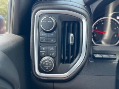 Used 2020 Chevrolet Silverado 2500 4WD Crew Cab High Country Dsl at Rooster Auto Sales near Vinton, IA