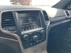 Used 2015 Jeep Grand Cherokee 4d SUV 4WD Summit at Rooster Auto Sales near Vinton, IA