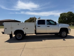Used 2012  Chevrolet Silverado 3500 4WD Crew Cab Work Truck SRW at Rooster Auto Sales near Vinton&comma; IA