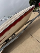 Used 2000  Glastron Boat at Rooster Auto Sales near Vinton&comma; IA
