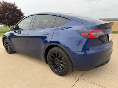 Used 2021  Tesla Model Y Long Range AWD at Rooster Auto Sales near Vinton&comma; IA