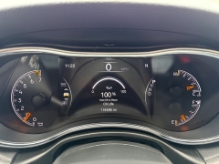 Used 2019  Jeep Grand Cherokee 4d SUV 4WD Laredo Upland at Rooster Auto Sales near Vinton&comma; IA