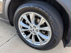 Used 2021  Ford Explorer Limited 4WD at Rooster Auto Sales near Vinton&comma; IA